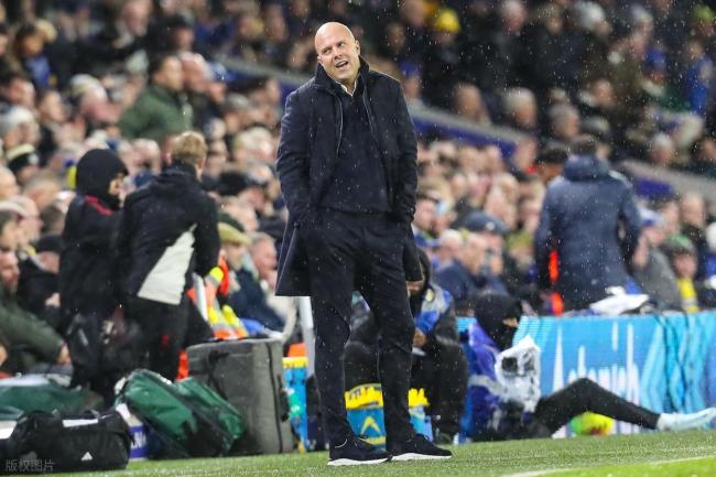 萨拉赫无缘利物浦欧冠名单你怎么看 更衣室矛盾激化