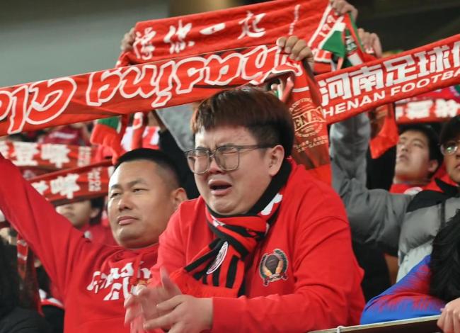 河南隊:不負球迷熱愛一定贏回冠軍 明年再戰(zhàn)沖擊冠軍