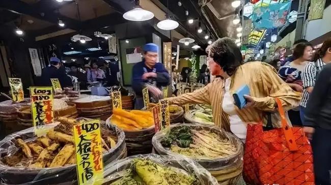 專家:日本經(jīng)濟(jì)將陷入惡性循環(huán)困局 內(nèi)外壓力疊加考驗(yàn)