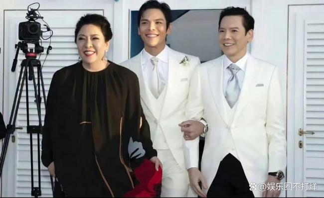 向佐 娱乐圈的人很恐怖