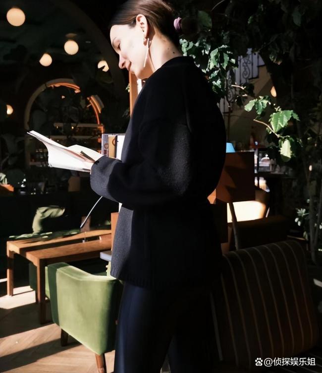 40岁卢靖姗庆祝出月子，晒素颜健身照好意思出新高度，腰腹部无赘肉身形优好意思 产后归附羡煞旁东说念主