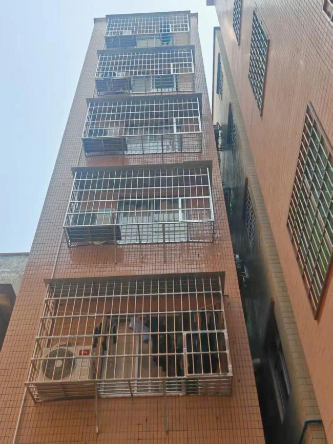 當?shù)鼗貞穷^五金店火災 防火安全警鐘長鳴