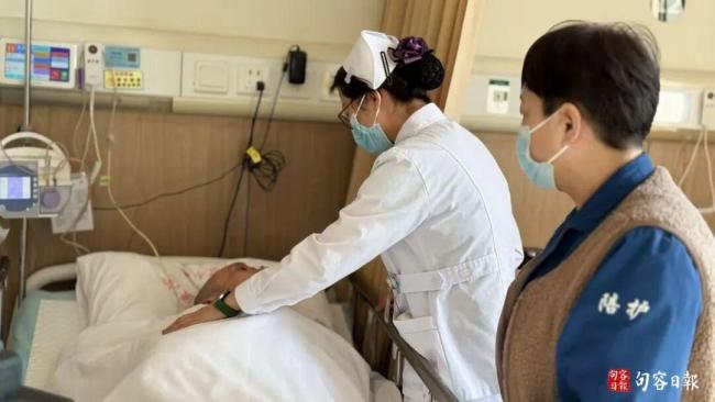 住院7年半無(wú)名男子已用醫(yī)療救助金 誰(shuí)來(lái)接住他？