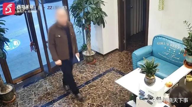 男子要求“特殊服务”不成逃单 技师被气哭