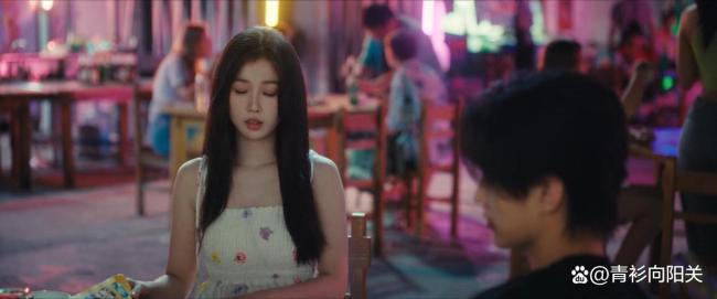 双轨热度 空降开播激勉热议