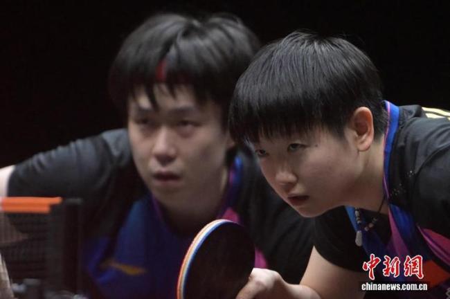 香港總決賽混雙小組賽 中國組合三連勝