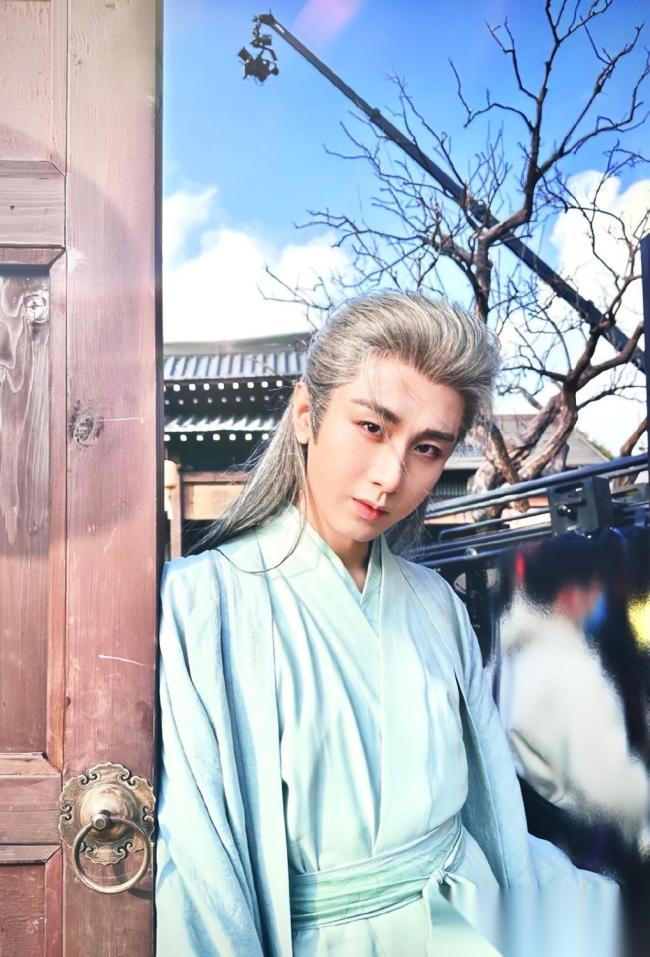 成毅你别演了我微小 反差萌让东谈主又爱又怕