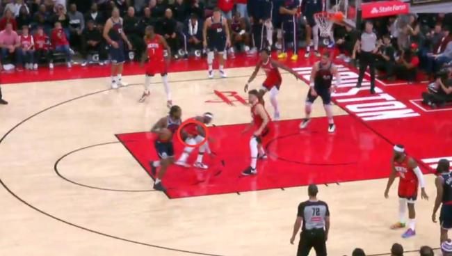 火船大战裁判报告：唯一漏判快船吃亏 关键球争议解析