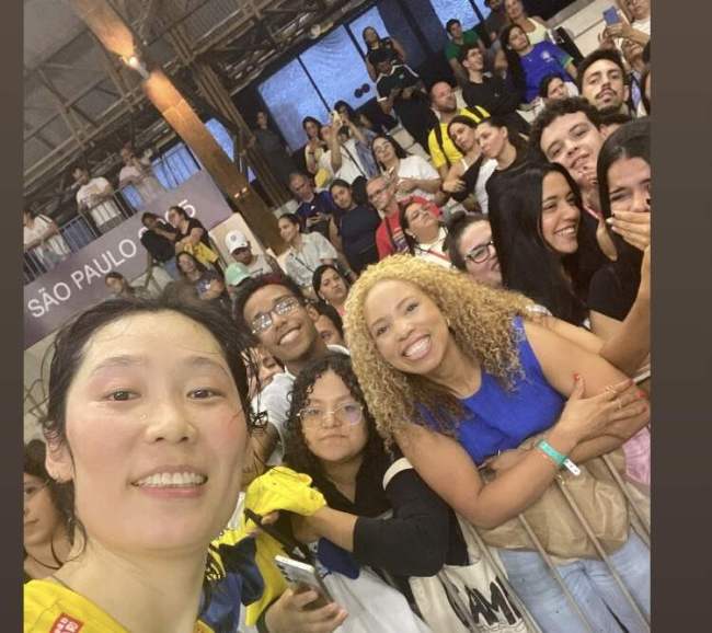 朱婷在世俱杯赛场再创辉煌,国际排联盛赞其统治级表现