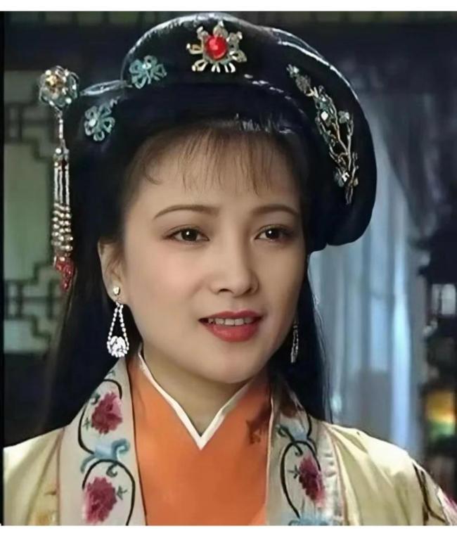 回顾何晴从19岁到51岁经典角色 风华永存