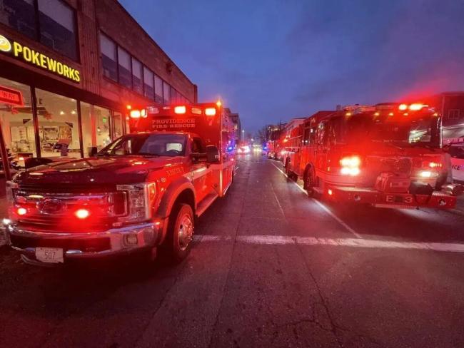 美國校園槍擊案槍手仍在逃 多人傷亡引發(fā)緊急響應(yīng)