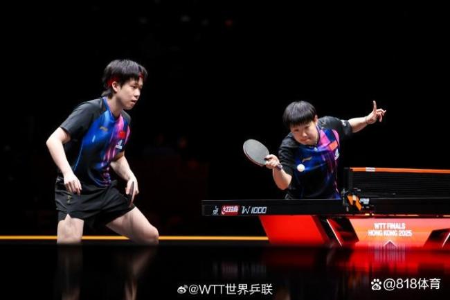 孫穎莎王楚欽笑著退場(chǎng) 溫馨提醒顯默契