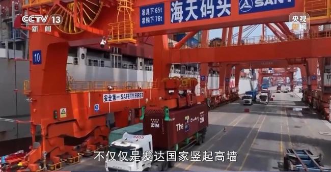 讓老百姓“有錢(qián)花、敢花錢(qián)” 制定實(shí)施城鄉(xiāng)居民增收計(jì)劃