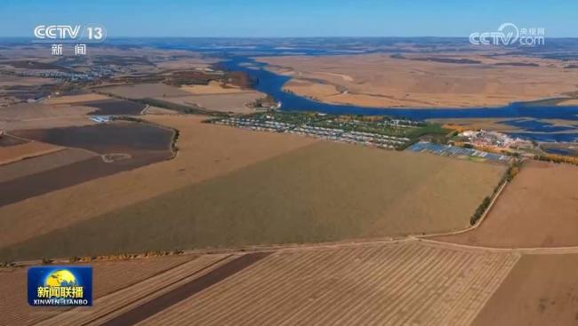 2025年粮食实现丰收 产量稳超1.4万亿斤