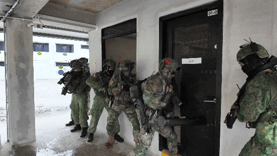 机器狗、无人机齐上阵!直击中新反恐实兵演练现场