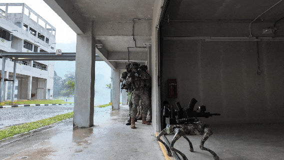 机器狗、无人机齐上阵!直击中新反恐实兵演练现场