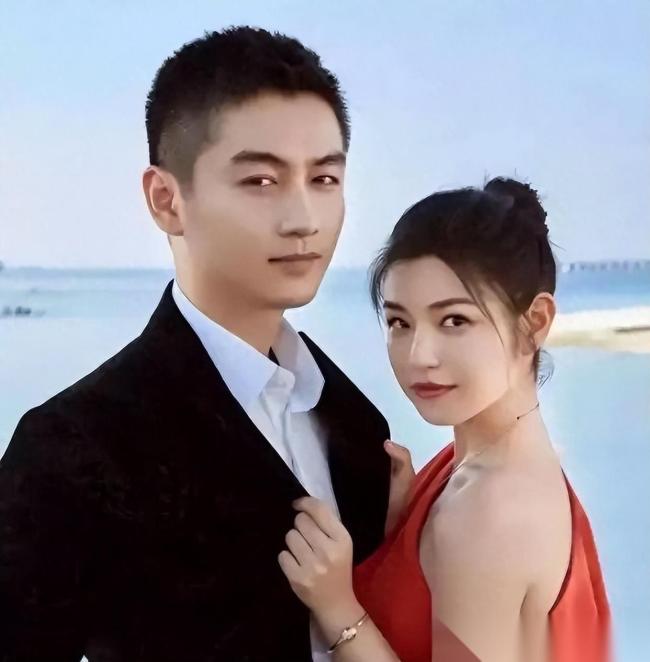 业内曝陈晓陈妍希离婚原因 从甜蜜到BE现场