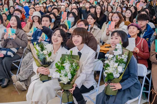 这居然是55岁的鲁豫 耐心与温柔的力量