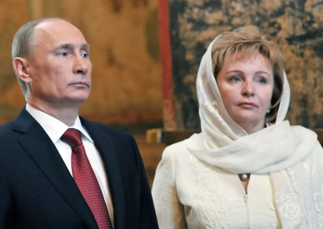 普京公开恋情 展现情感拉近民心