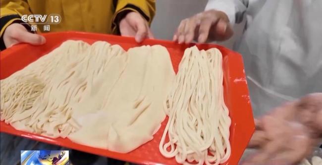 來碗“牛大滿福” 探尋一碗面里的“職業(yè)密碼”