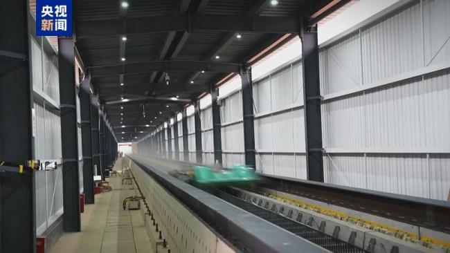 中国创造超导电动磁悬浮推进世界纪录 突破700公里时速