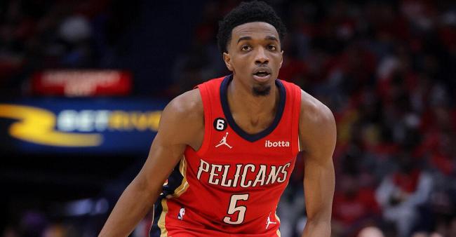 湖人三巨头圣诞合体 詹杜创造历史对决