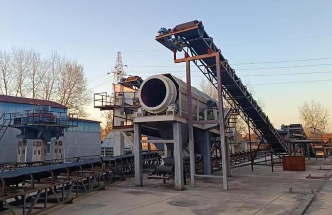 刑释人员任国企“高管” 多方回应 证据指向违规任职