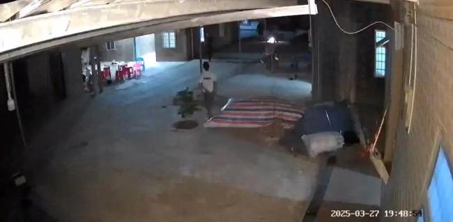 精神病人持刀闯入邻居家杀害3人 死刑裁定维持