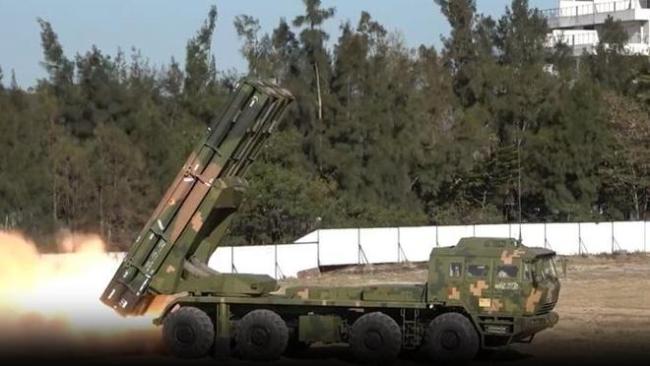 射程覆盖全岛 远箱火射击现场来了 多军种协同预演