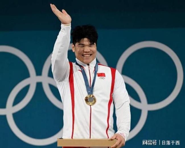 樊振东入选2025体坛十大运动员 国乒焦点再引热议