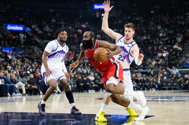 快船击溃残阵爵士6连胜 莱昂纳德末节爆发