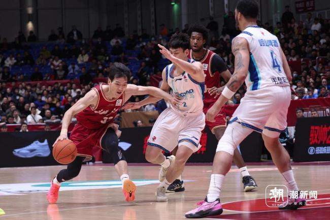 浙江稠州金租男篮拼出新年开门红 加时逆转胜青岛