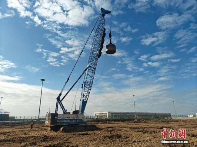 元旦假期多项重大工程扎实推进 建设者坚守一线