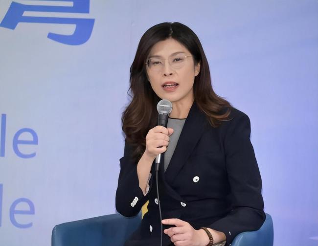 郑丽文盼今年上半年访陆 争取中立选民支持