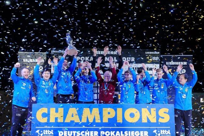 樊振东率队获得冠军 留洋首冠荣耀时刻