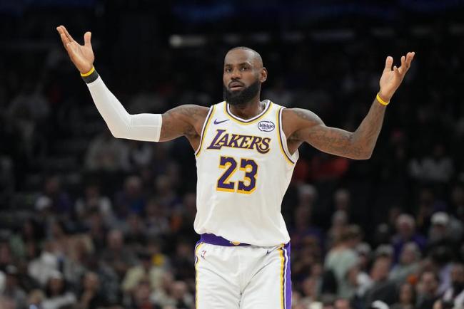 詹姆斯全明星球迷投票次轮西部第八 票数稳步攀升