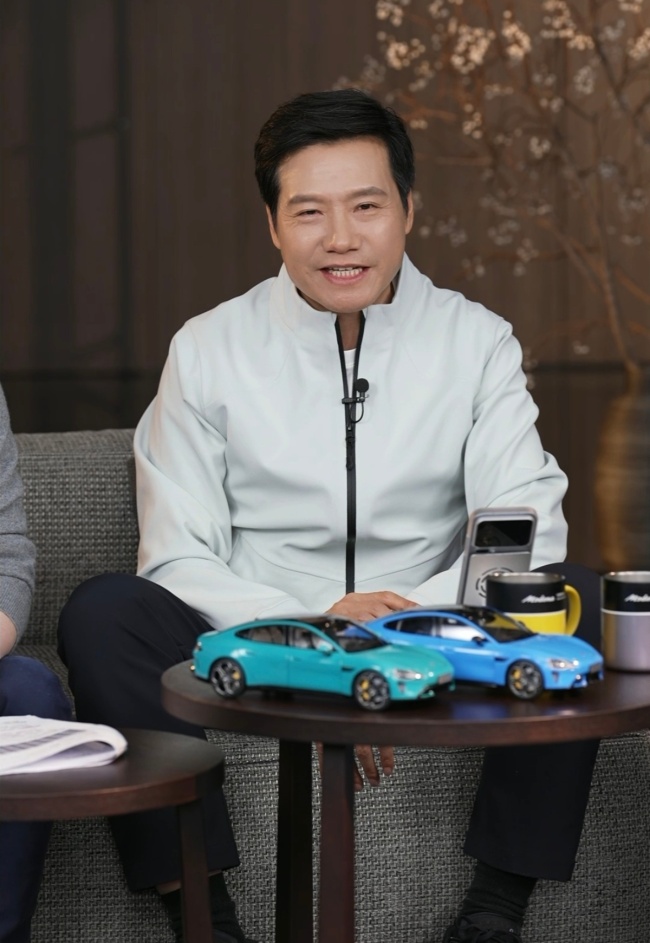 雷军否认网传小米SU3渲染图 车型规划保密