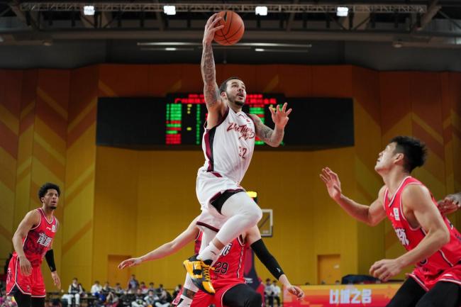 CBA常规赛:广州朗肽海本vs浙江稠州金租 浙江客场大胜