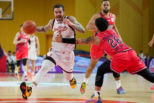 CBA浙江稠州金租客场大胜广州队 浙江队强势表现锁定胜局