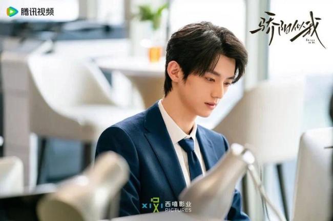 骄阳似我豆瓣开分7.4 热度与口碑割裂