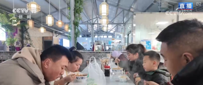 “菜篮子”“果盘子”量足价稳物丰