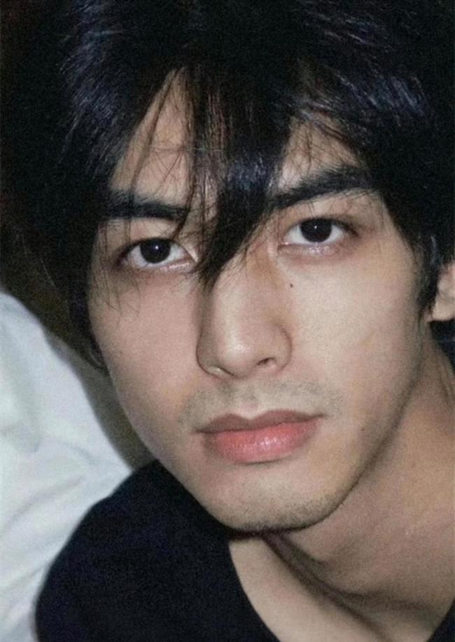 考古宋威龙 青涩旧照引回忆杀