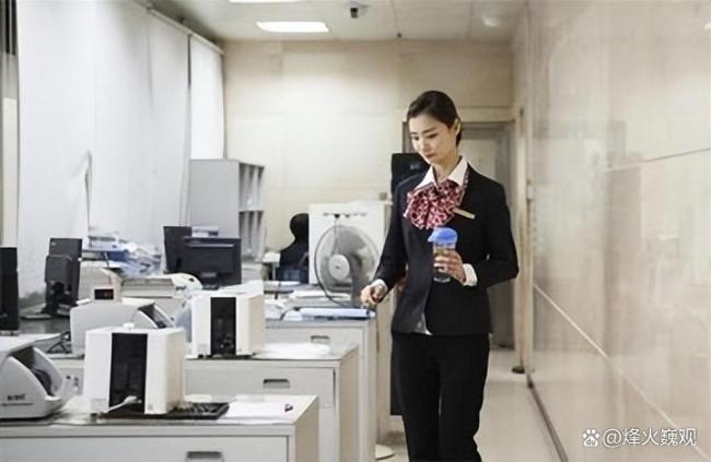 须眉祛除嫖娼7年仍被除名 诚信缺失代价惨重