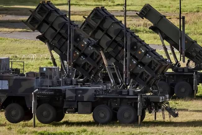 特朗普：台湾问题中国自己解决配资门户官方平台，但别让我不高兴，外交部回应亮了 美国对台政策转变