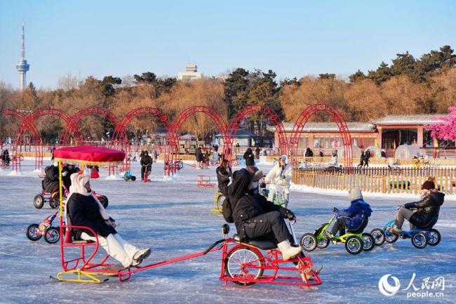 吉林长春：冰天雪地欢乐多