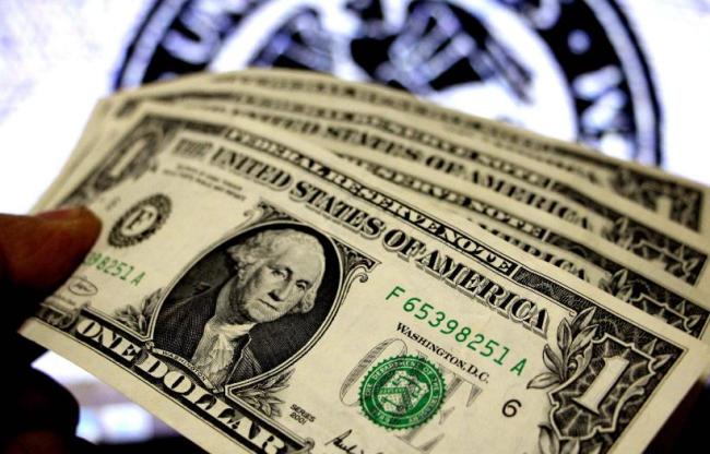 特朗普批评鲍威尔是言论自由 货币政策分歧引发调查