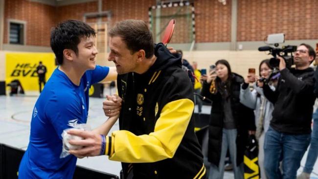 樊振东3比0卡尔松