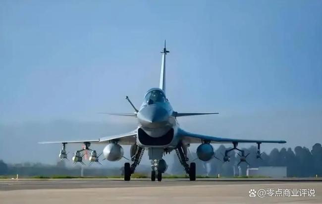 又被中国战机燃到了 歼-10CE实战大捷