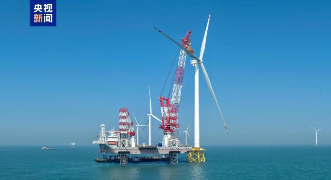 全球首台20兆瓦海上風機完成吊裝