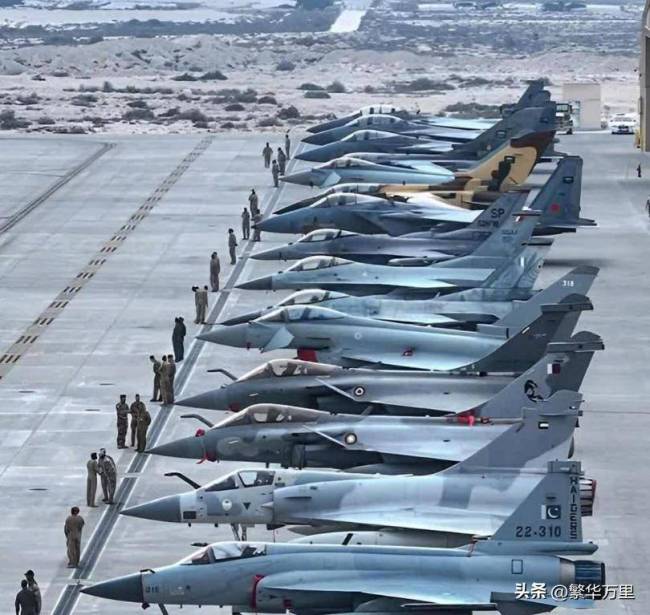 歼10CE为何卖不过枭龙 性价比与需求差异解析